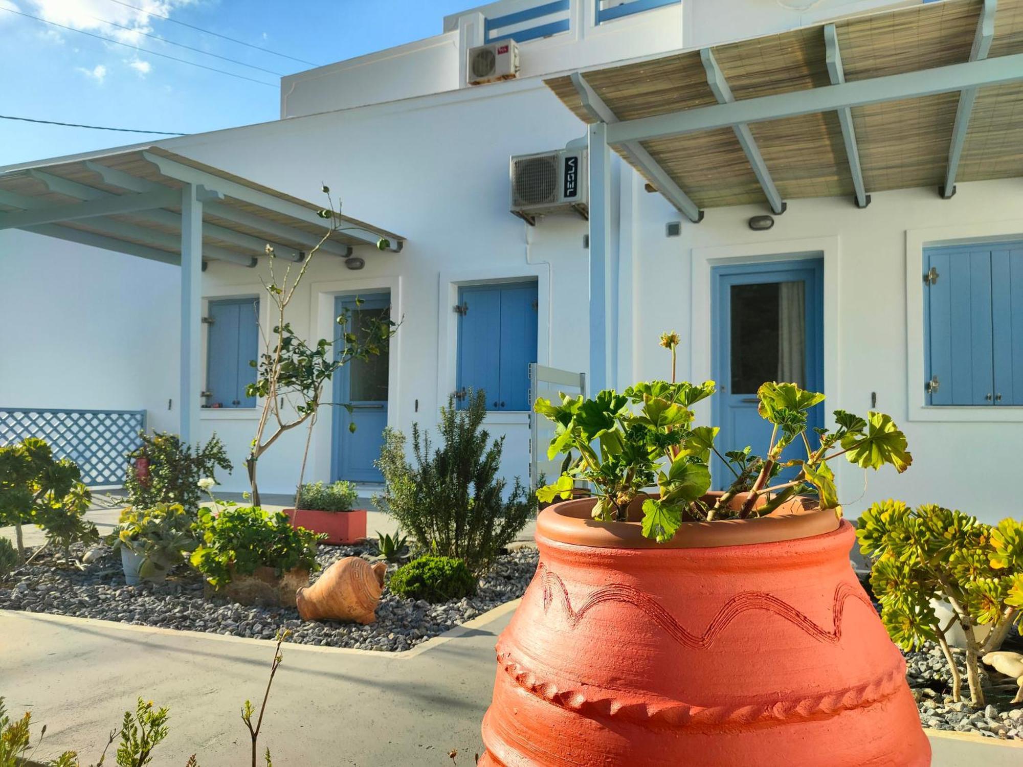 Papillon Villa Pera Gyalos Exterior foto